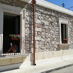 https://la-casa-di-bice-cassibile.sicilyhotelsitaly.net